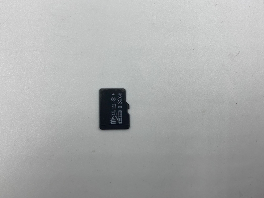 ナイト ビジョンゴーグルを捜す32gb Tfのメモリ・カードはカメラの付属品を引きずる